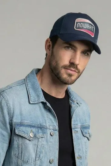 כובע Nowhat